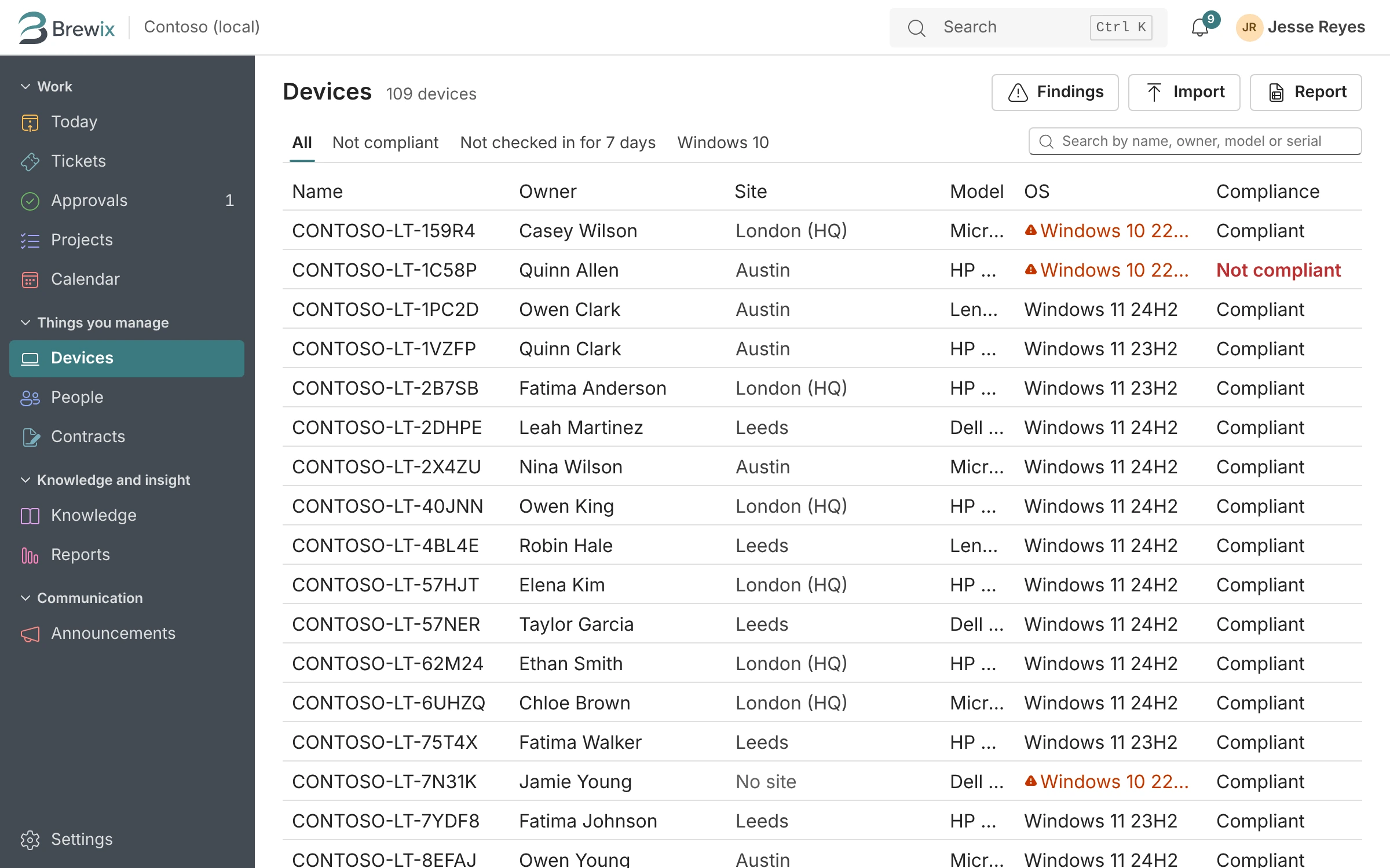 The Devices list in Brewix Desk with models, Windows versions, compliance and warranty.